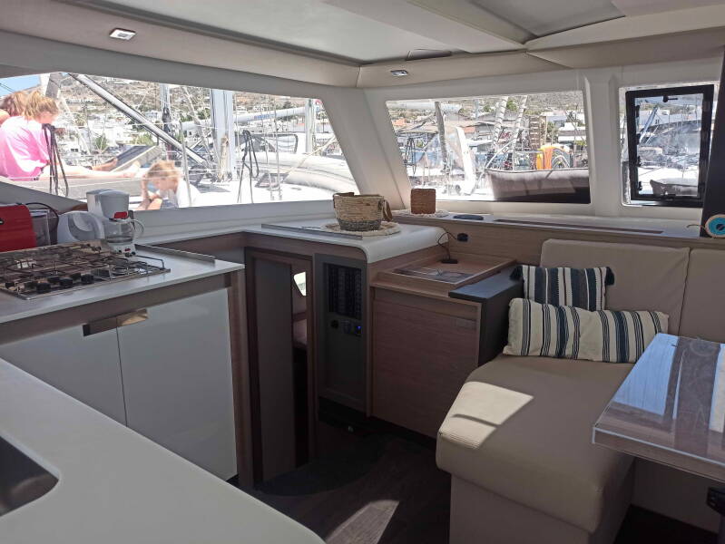 Fountaine Pajot Isla 40 PRESTIGE