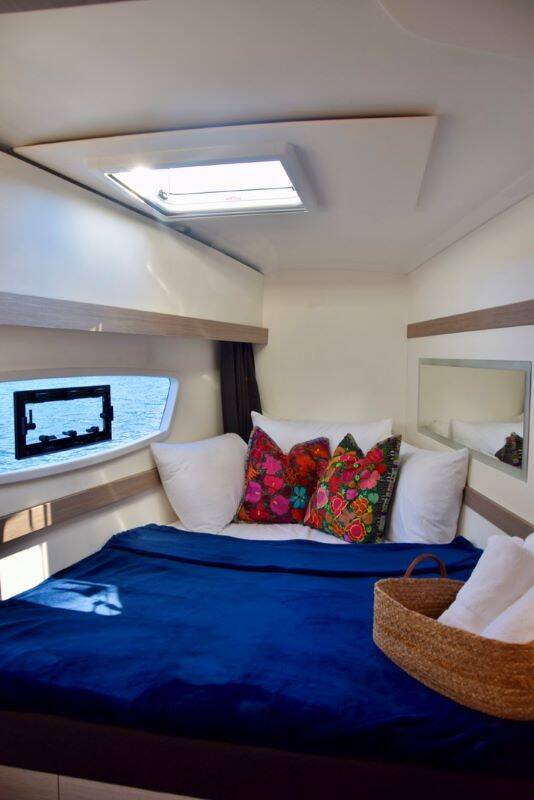 Fountaine Pajot Isla 40 Firefly