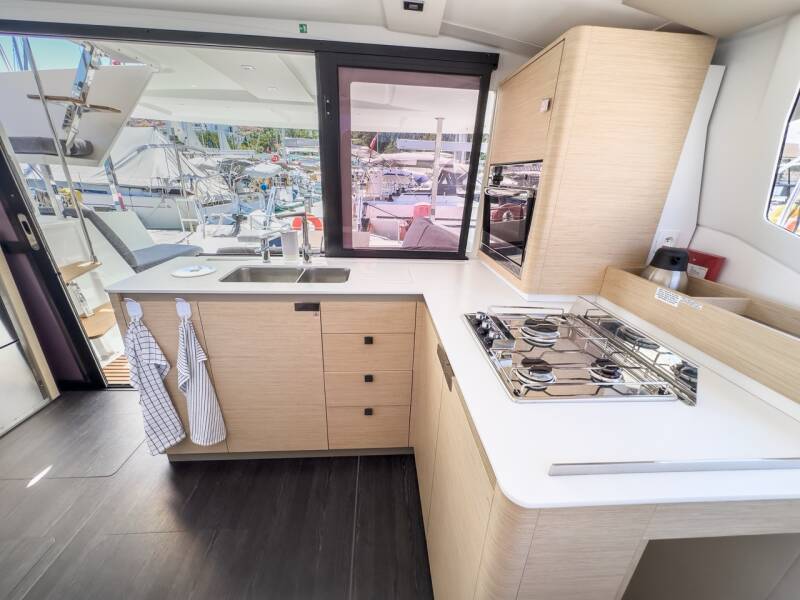 Fountaine Pajot Isla 40 Portofino