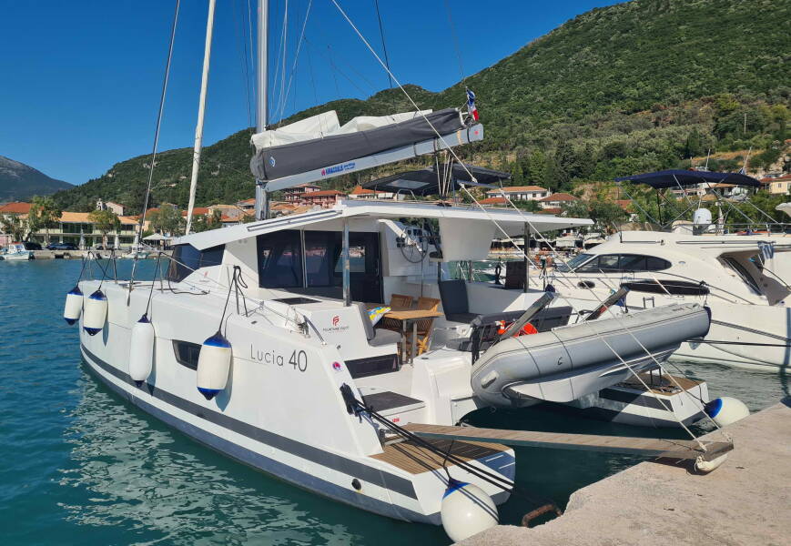 Fountaine Pajot Lucia 40 CLASS