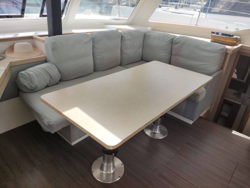 Fountaine Pajot Lucia 40 GINGER