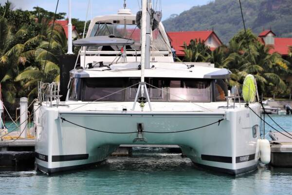 Fountaine Pajot Lucia 40 Lucinda