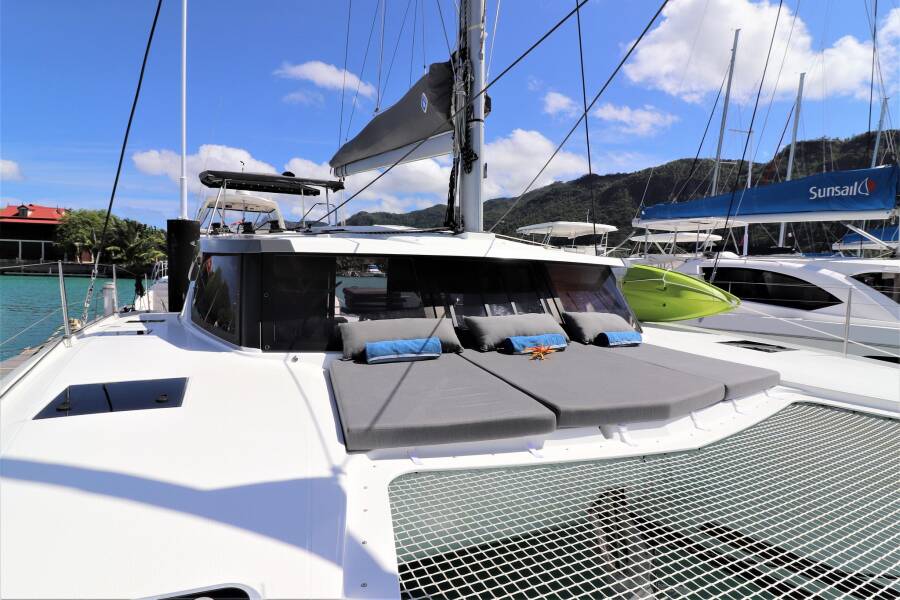 Fountaine Pajot Lucia 40 Lucinda