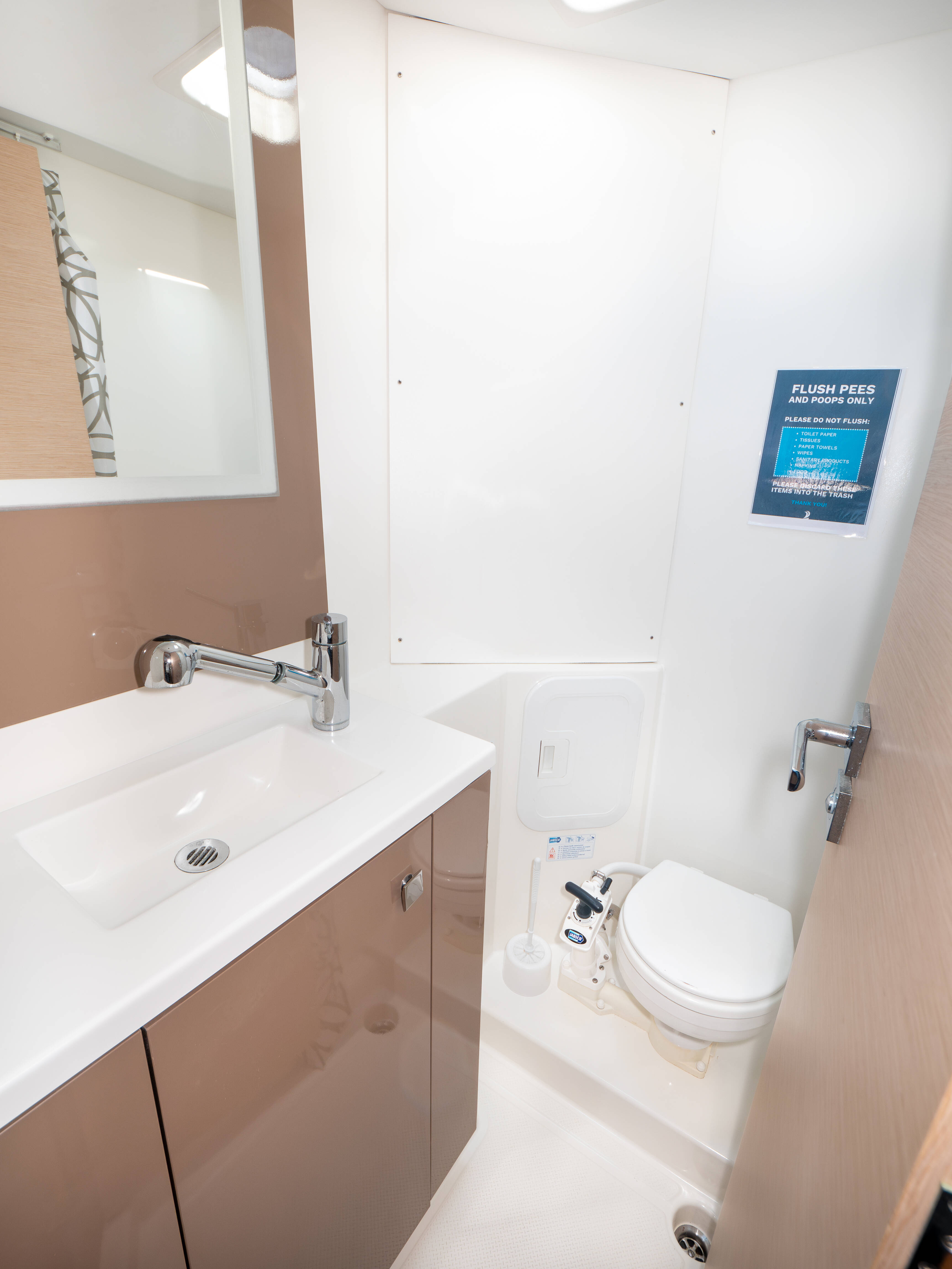 Fountaine Pajot Lucia 40 Luce