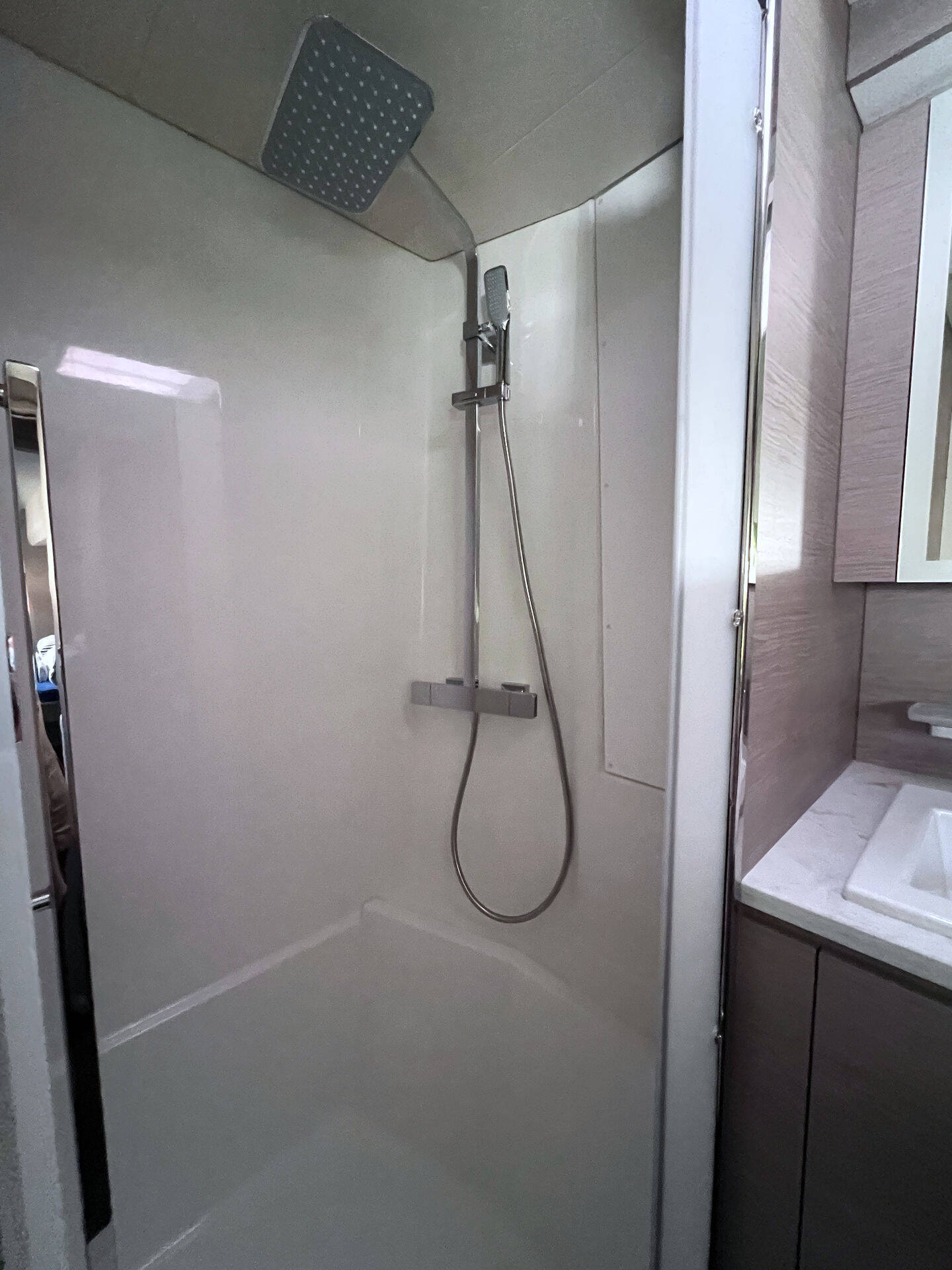 Fountaine Pajot MY6 Mamma Mia