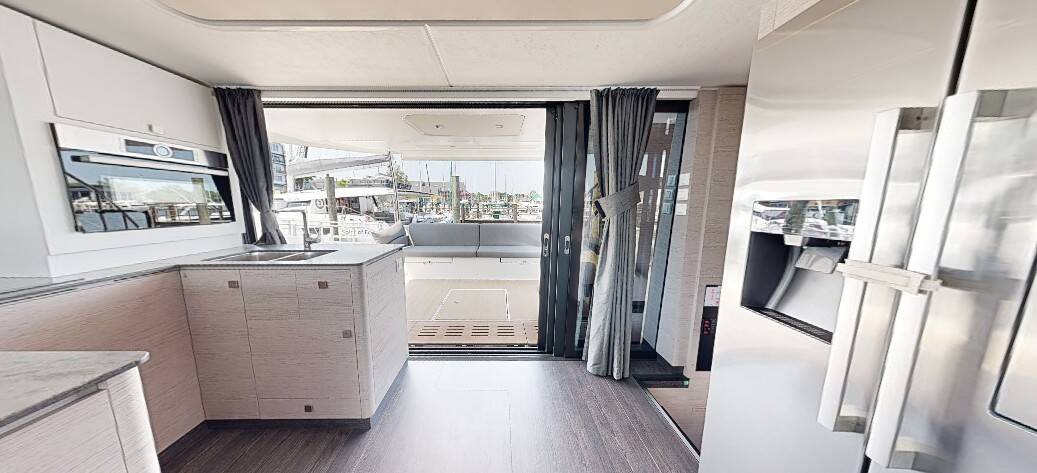Fountaine Pajot MY6 La Dolce Vita