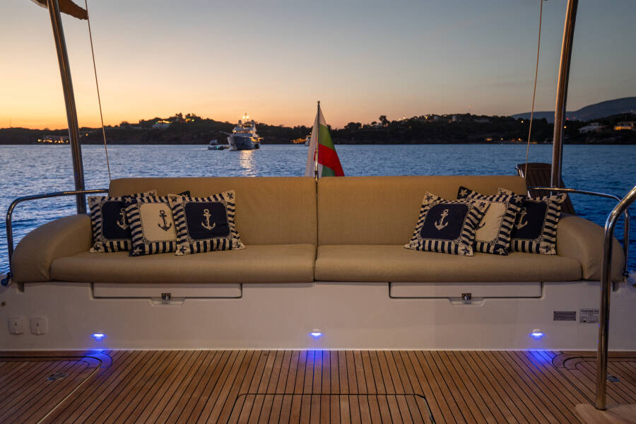 Fountaine Pajot MY6 Emy 6