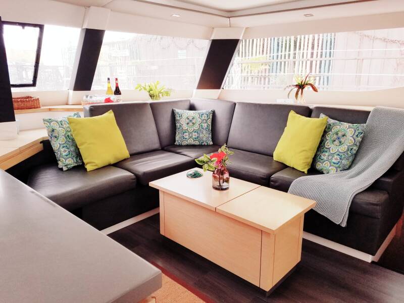 Fountaine Pajot Saba 50 Quintet Nowhere