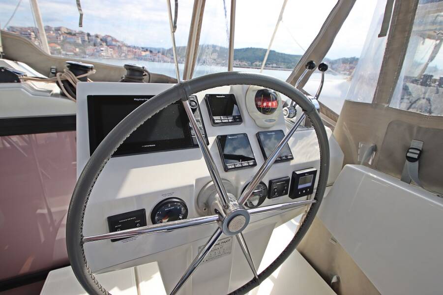 Fountaine Pajot Saona 47 Quintet Felicia
