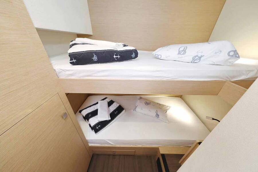 Fountaine Pajot Saona 47 Quintet Fee