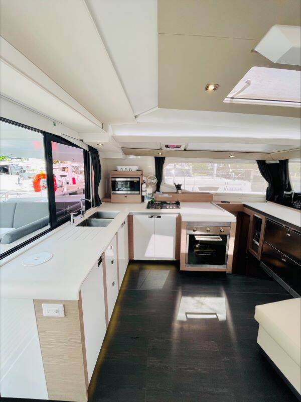 Fountaine Pajot Tanna 47 Maestro La Bella Vita