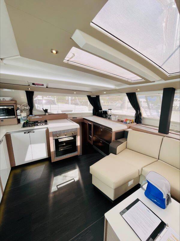 Fountaine Pajot Tanna 47 