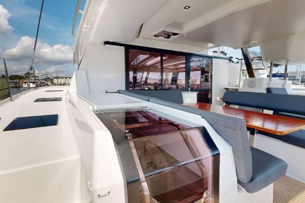 Fountaine Pajot Tanna 47 Feeling Knotty