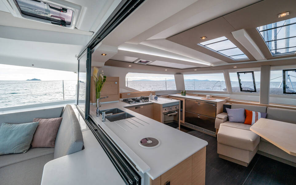 Fountaine Pajot Tanna 47 Smeralda