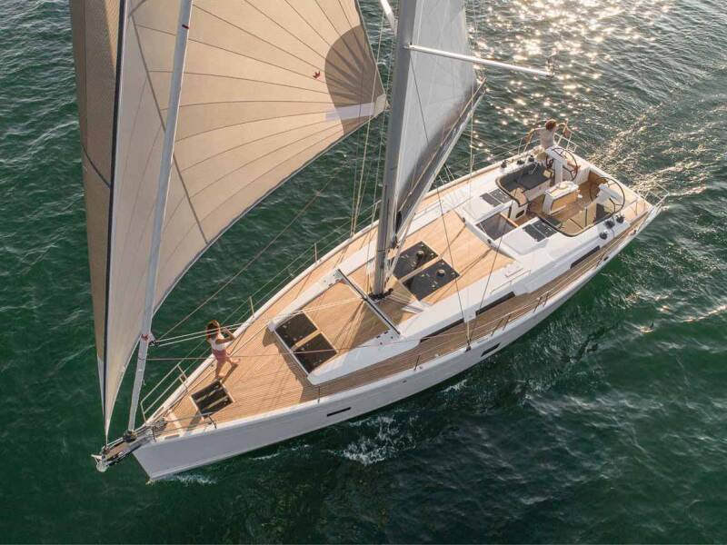 Hanse 458 Apple