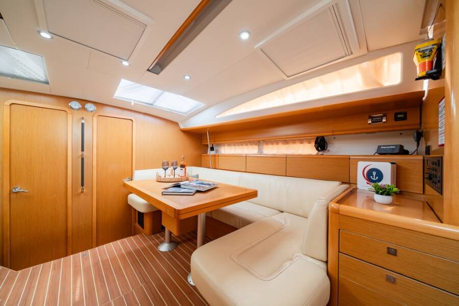 Jeanneau 53 Regina V