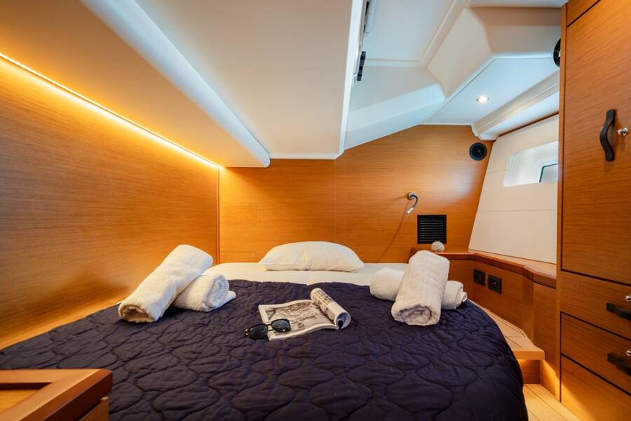 Jeanneau 54 Celena IV