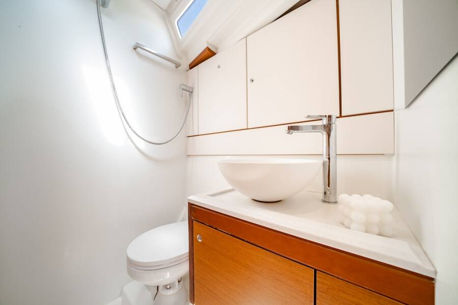 Jeanneau 54 Celena IV