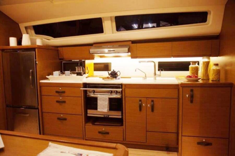 Jeanneau 54 Pelagic Sail