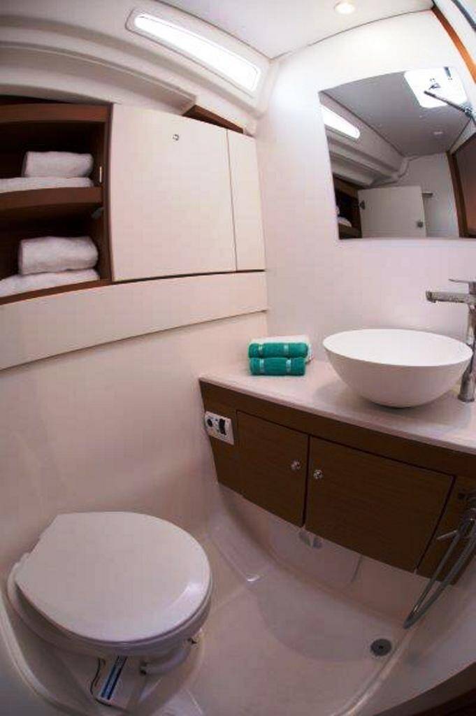 Jeanneau 54 Pelagic Sail