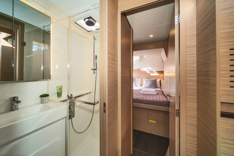 Lagoon 38 Alma Breeze