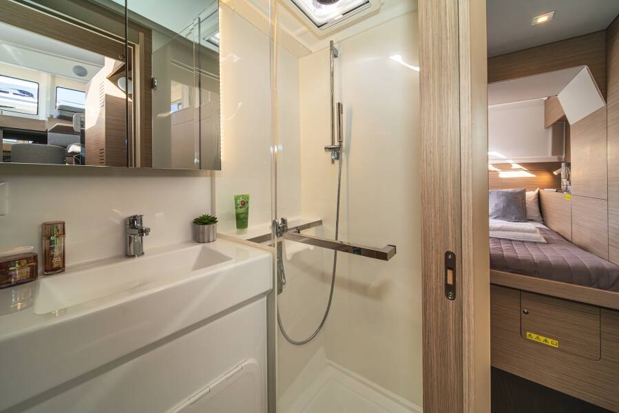 Lagoon 38 Alma Breeze