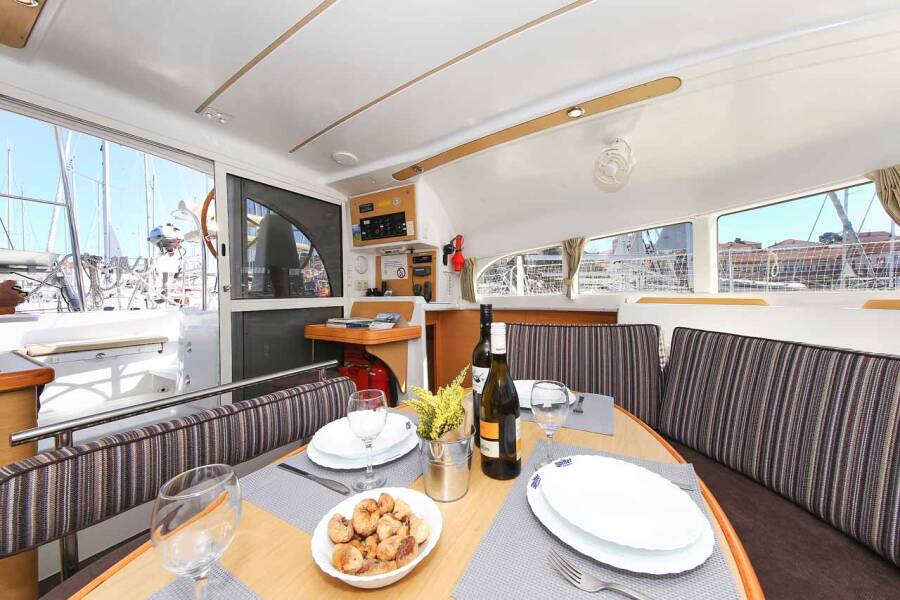 Lagoon 380 S2 Phoenix