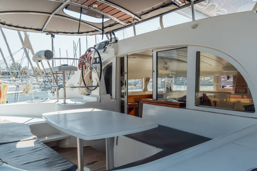 Lagoon 380 S2 Nefertiti