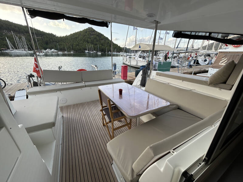 Lagoon 40 Sail Agena