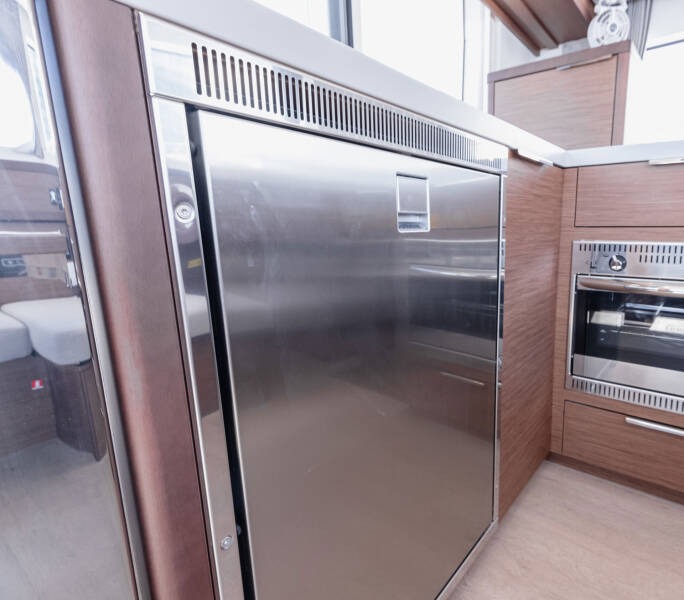 Lagoon 40 Sailor Moon