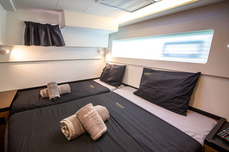 Lagoon 40 Sol Invictus