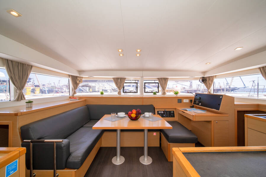 Lagoon 400 S2 Callisto