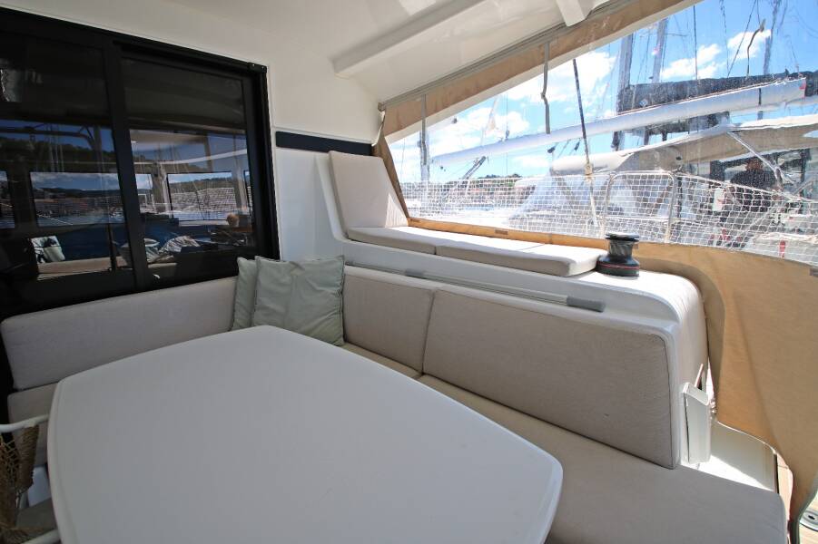 Lagoon 42 OW Sailing Breeze