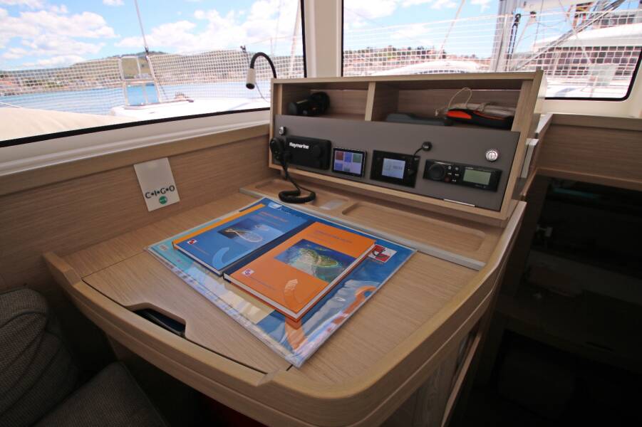 Lagoon 42 OW Sailing Breeze