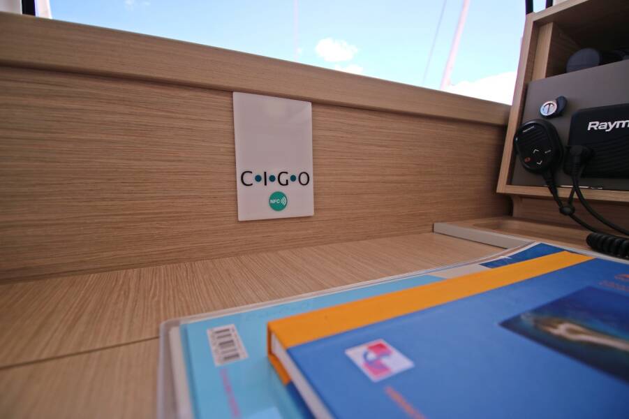 Lagoon 42 OW Sailing Breeze