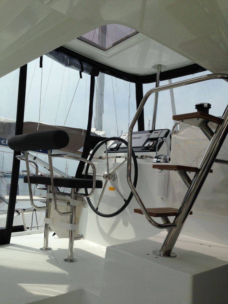 Lagoon 42 Aeolian Breeze