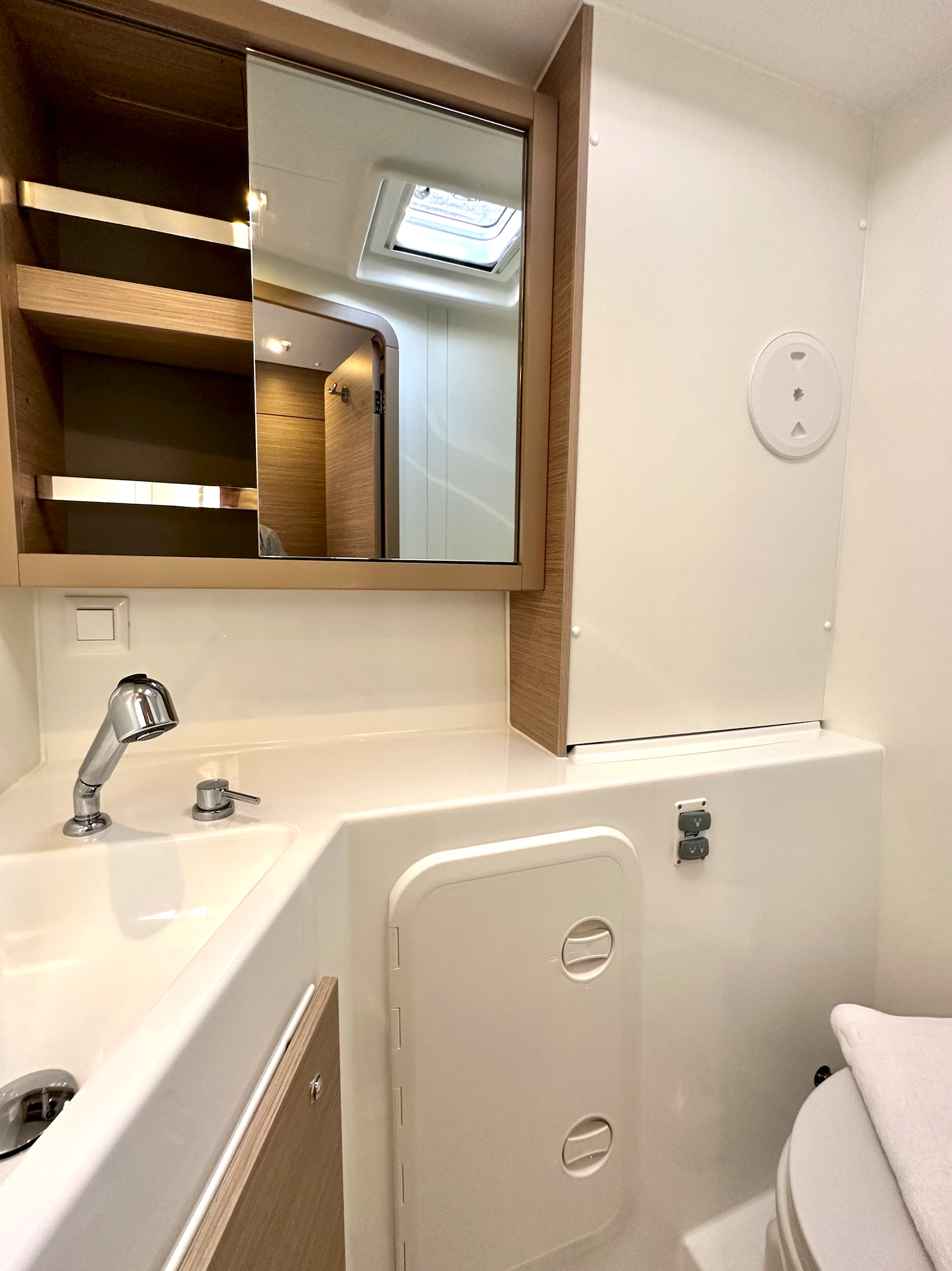 Lagoon 42 Sail Proteus