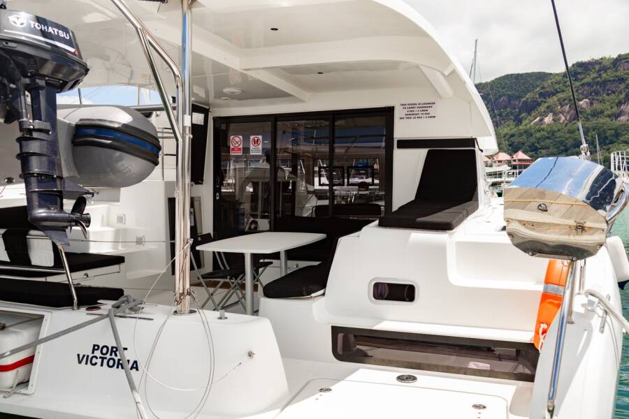 Lagoon 42 Golden Bride