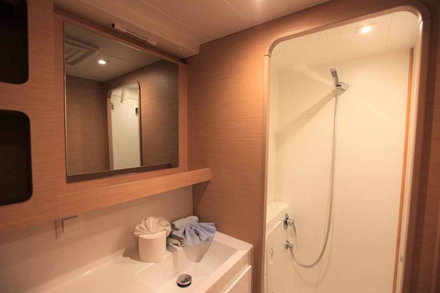 Lagoon 42 Ocean Light