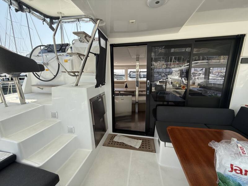 Lagoon 42 Tigeer Royale