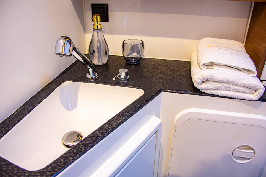 Lagoon 42 Casta Diva