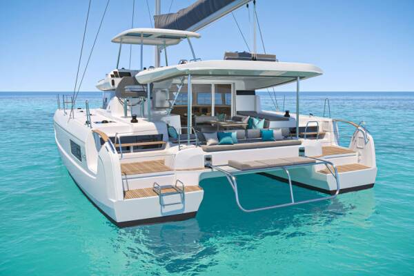 Lagoon 43 Stela