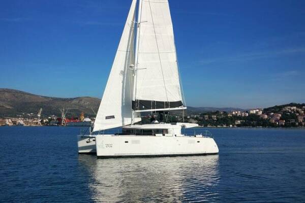 Lagoon 450 F Miriam