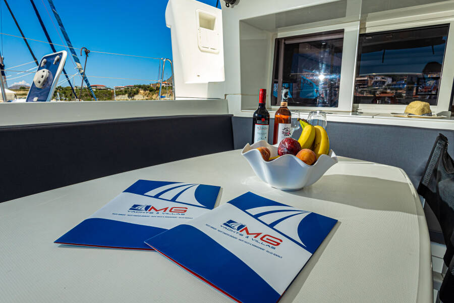 Lagoon 450 F Mary One