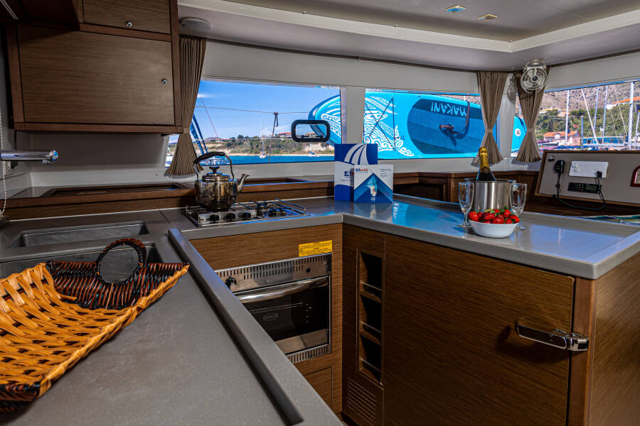 Lagoon 450 F Mary One