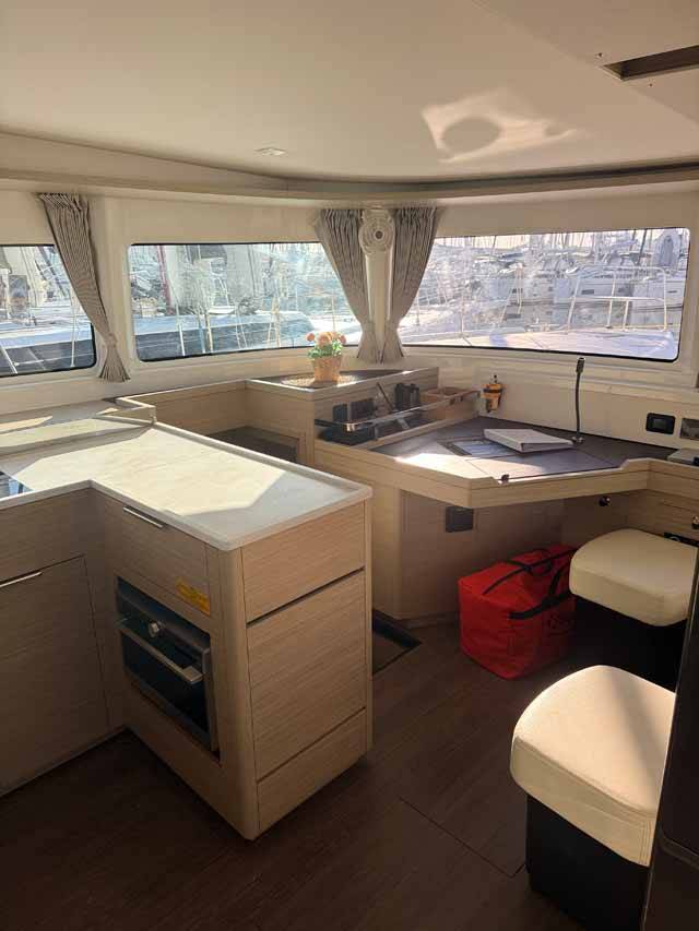 Lagoon 46 New Horizons