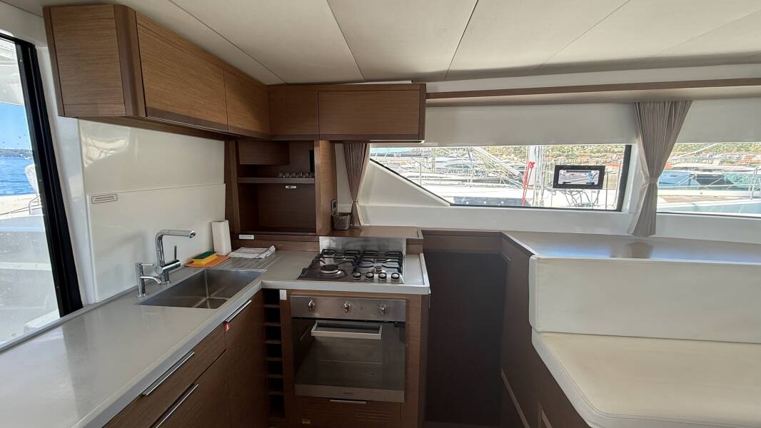 Lagoon 50 Sail La Vie