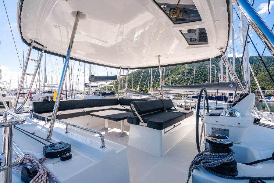 Lagoon 51 OW Moondance