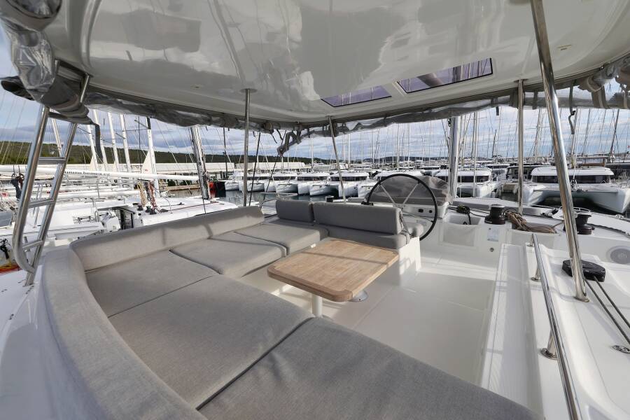 Lagoon 51 Zarathustra