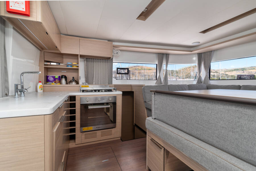 Lagoon 51 All For Love